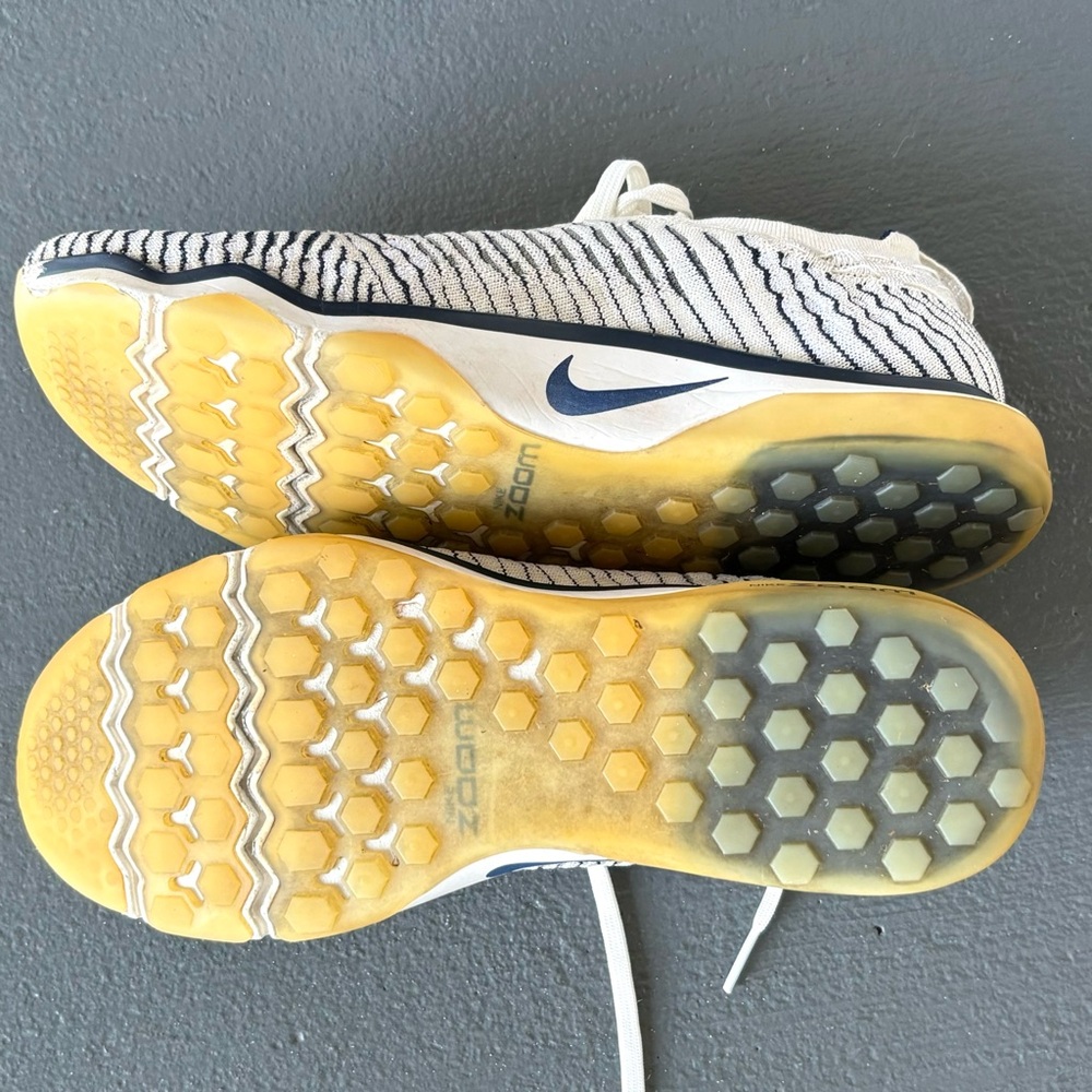 NIKE Zoom Lightweight Supportive Running Training Athletic Tennis Sneakers - Picture 9 of 12